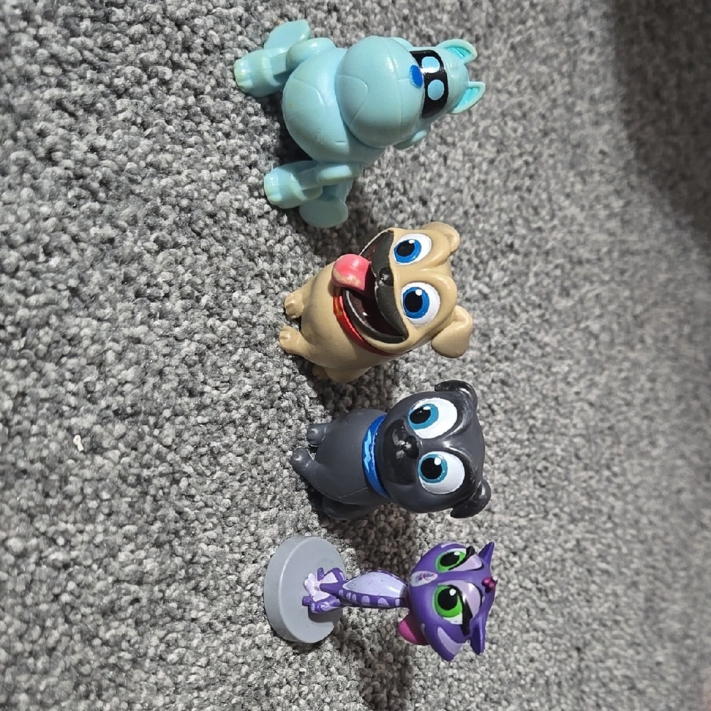 Disney Puppy Dog Pals Figure Set - Picture 2 of 3